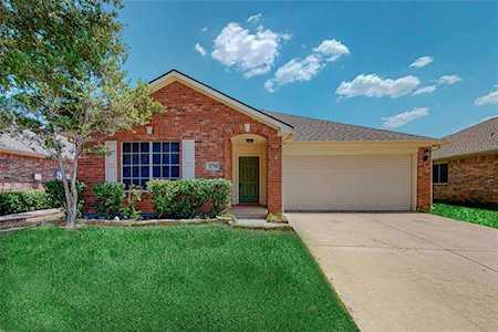 11704 Aspen Creek Drive Fort Worth, TX 76244