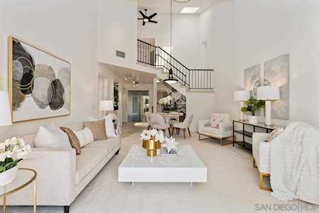 7325 Paseo Verde Carlsbad, CA 92009