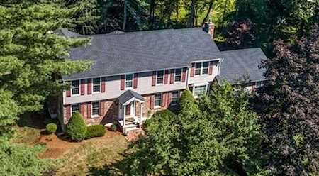 2 Alonesos Way Andover, MA 01810