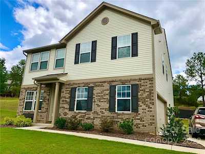 2305 Amesbury Ct Albemarle, NC 28001