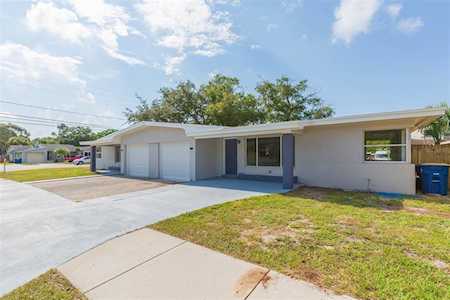 1489 De Leon St Clearwater, FL 33755
