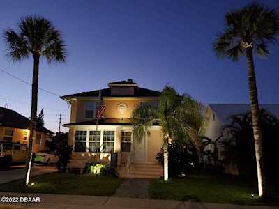 617 Vermont Avenue Daytona Beach, FL 32118