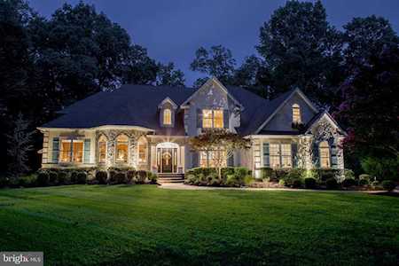 8 Waterview Dr Woodstown, NJ 08098