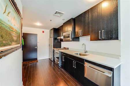 1100 Maxwell Lane #427 Hoboken, NJ 07030