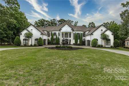 1808 Funny Cide Dr Waxhaw, NC 28173