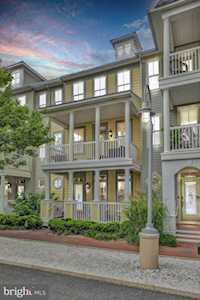36 Canal Walk Ln Ocean City, MD 21842