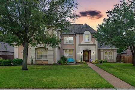 920 Meandering Woods Drive Keller, TX 76248