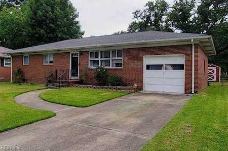 5612 Bingham Dr Portsmouth, VA 23703