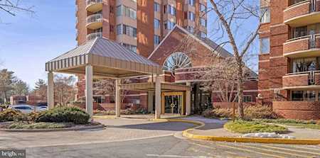 5800 Nicholson Ln #1-708 Rockville, MD 20852