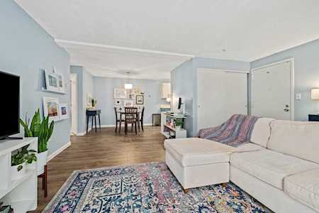 48 Silver Hill Ln #20 Natick, MA 01760