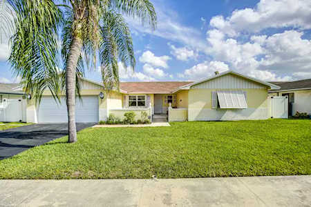 1901 NW 40th Court Oakland Park, FL 33309