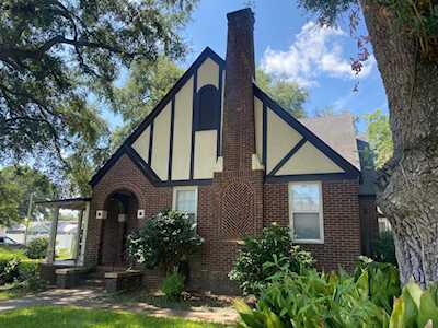 1059 Peake St Holly Hill, SC 29059