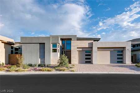 10837 White Clay Dr Las Vegas, NV 89135