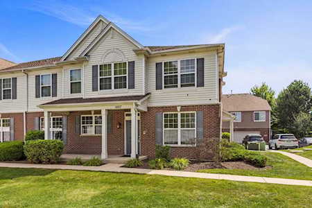 1007 Bradford Dr #1-102 Naperville, IL 60563