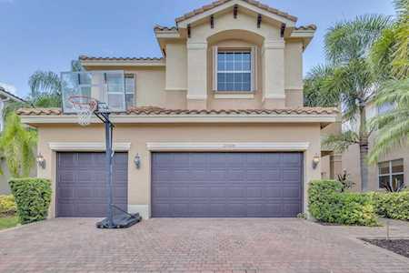 11595 Mantova Bay Circle Boynton Beach, FL 33473