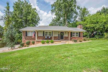 1425 S Courtney Oak Ln Knoxville, TN 37938