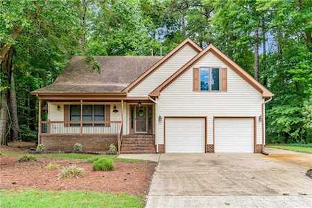 909 Timber Quay Chesapeake, VA 23320