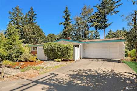 5224 119th Ave SE Bellevue, WA 98006