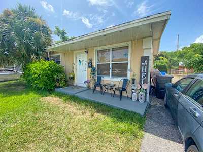 1334 8th Street West Palm Beach, FL 33401
