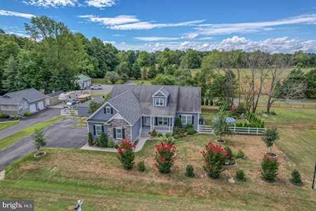 12 Falcon Crest Dr Harbeson, DE 19951