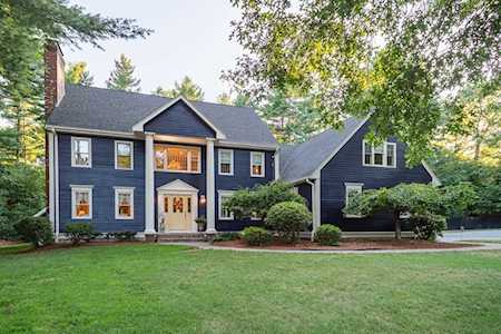110 Lady Slipper Rd Bridgewater, MA 02324