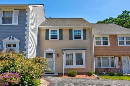36 Boylston Ln #36 Lowell, MA 01852
