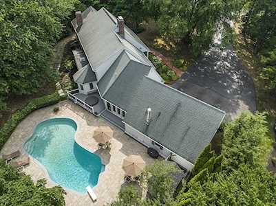 11 Greenleaf Farms Cir Shrewsbury, MA 01545