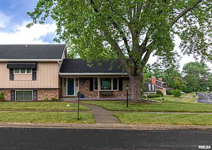 7500 N Patton Ln Peoria, IL 61614