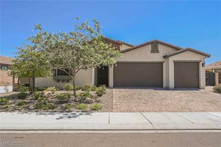 7290 Southern Magnolia St Las Vegas, NV 89149