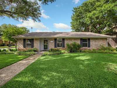 2230 Sierra Drive Grapevine, TX 76051