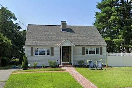 9 Madison Road Waltham, MA 02453