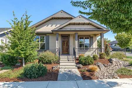 3871 Sunleaf Ave Medford, OR 97504