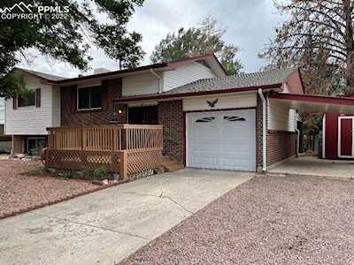 542 Quebec Street Colorado Springs, CO 80911