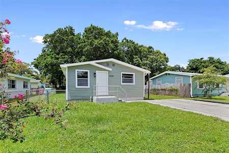 1009 26th Ave W Palmetto, FL 34221