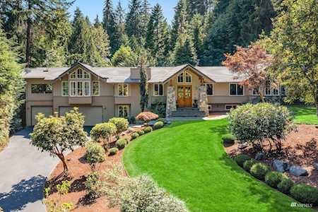 16007 SE 42nd Place Bellevue, WA 98006