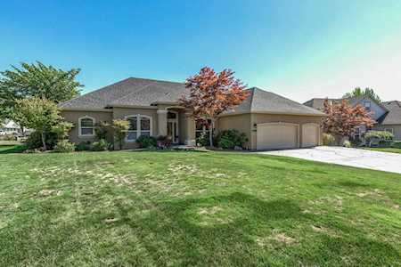 1098 Coral Ridge Eagle Point, OR 97524