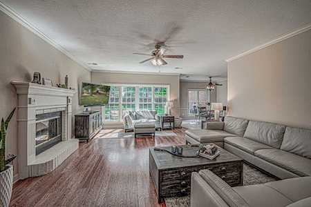 3412 Sara Woods Dr Bartlett, TN 38133