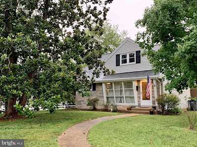 6936 Columbia Dr Alexandria, VA 22307
