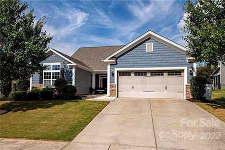 568 Rosemary Ln Tega Cay, SC 29708