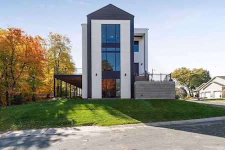 2526 Wexford Lane Mound, MN 55364