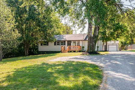 1006 N Graycroft Ave Madison, TN 37115