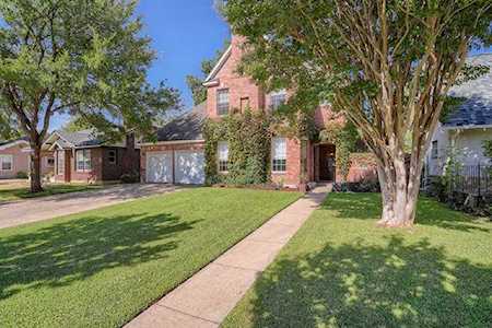 1216 Buck Avenue Fort Worth, TX 76110
