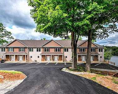 621 Lindsey Mill Circle Rocky Top, TN 37769