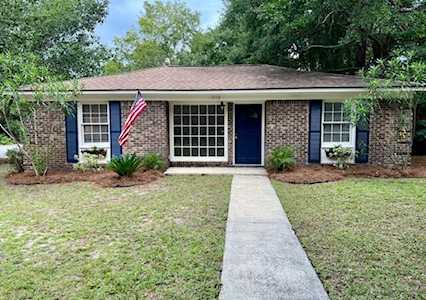 1110 N Shadow Dr Mount Pleasant, SC 29464