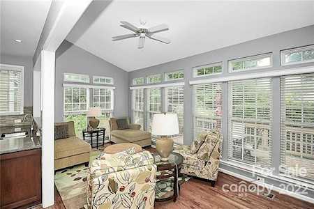 6400 Daviswood Ct Charlotte, NC 28270