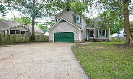 829 Needlerush Ct Chesapeake, VA 23320