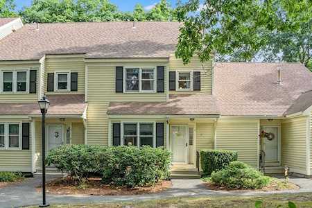 9 Heritage Dr #9 Northbridge, MA 01588