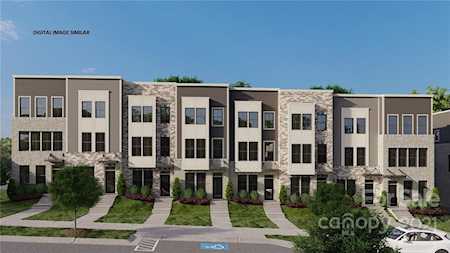 324 Yorkshire Dr Charlotte, NC 28217