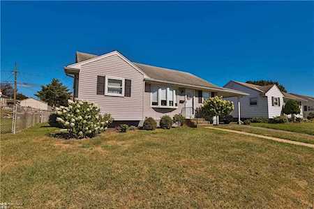 1450 Valley Rd Bethlehem, PA 18018