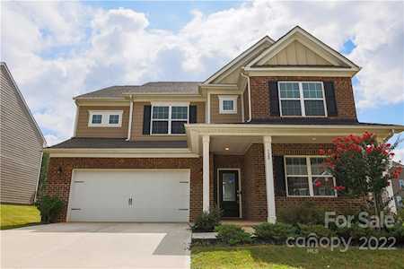 129 Falls Cove Dr Troutman, NC 28166